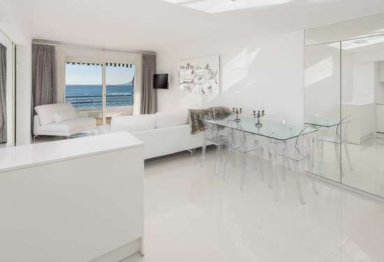 2 Bedroom Apartment For Sale Cannes Californie Lp01017 2c53c5824b60ce00.jpg